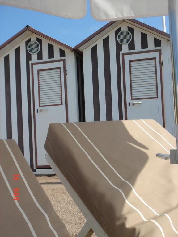 Saint-Raphaël Agay Beach Hotel מראה חיצוני תמונה