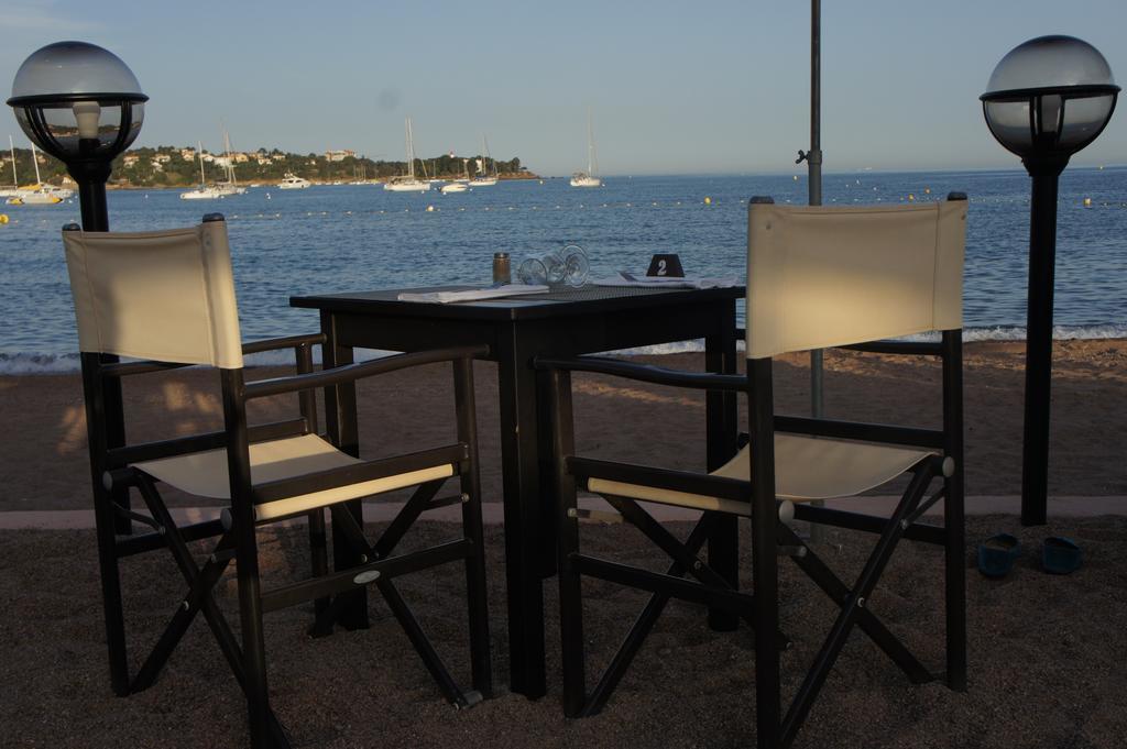 Saint-Raphaël Agay Beach Hotel מראה חיצוני תמונה